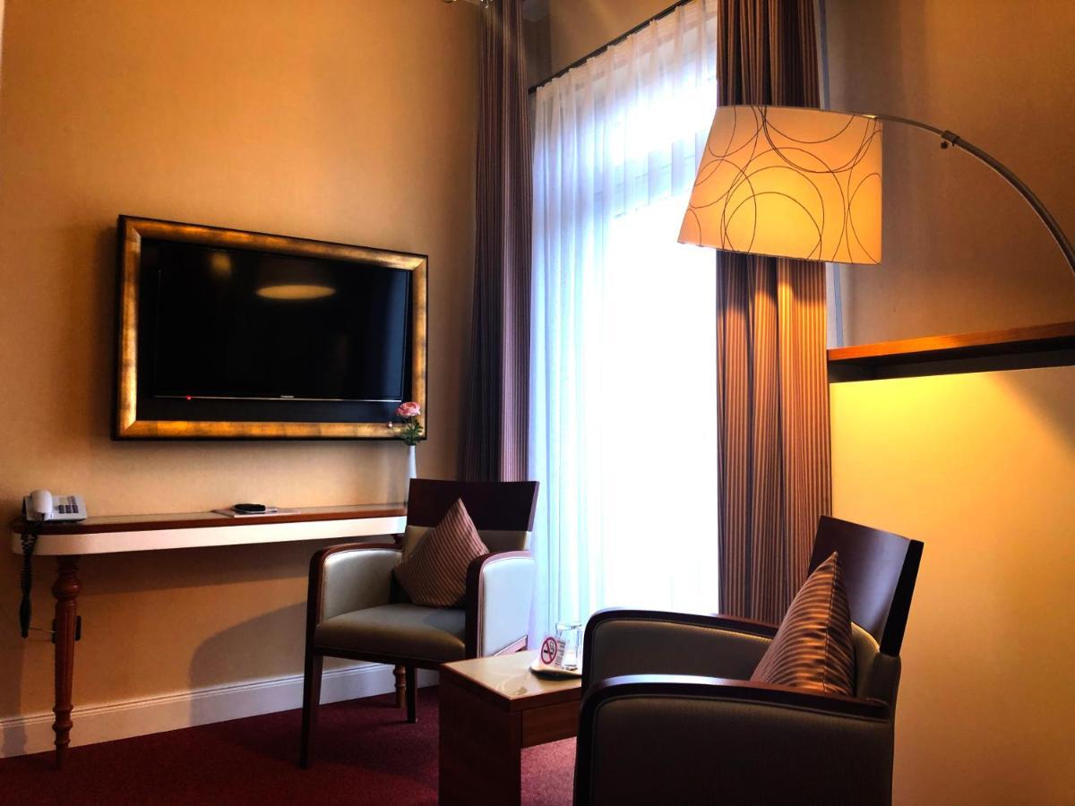 Hotel Kleiner Riesen Koblenc Exteriér fotografie